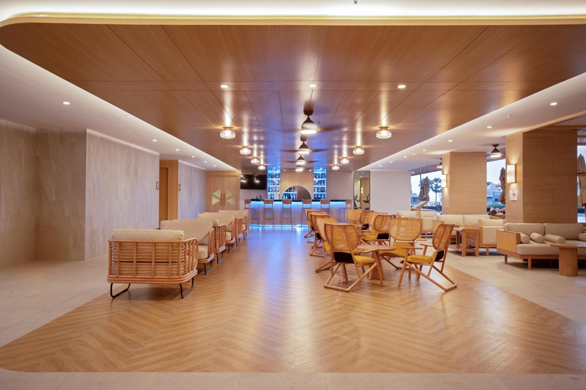 Jomtien Thani Hotel Luaran gambar