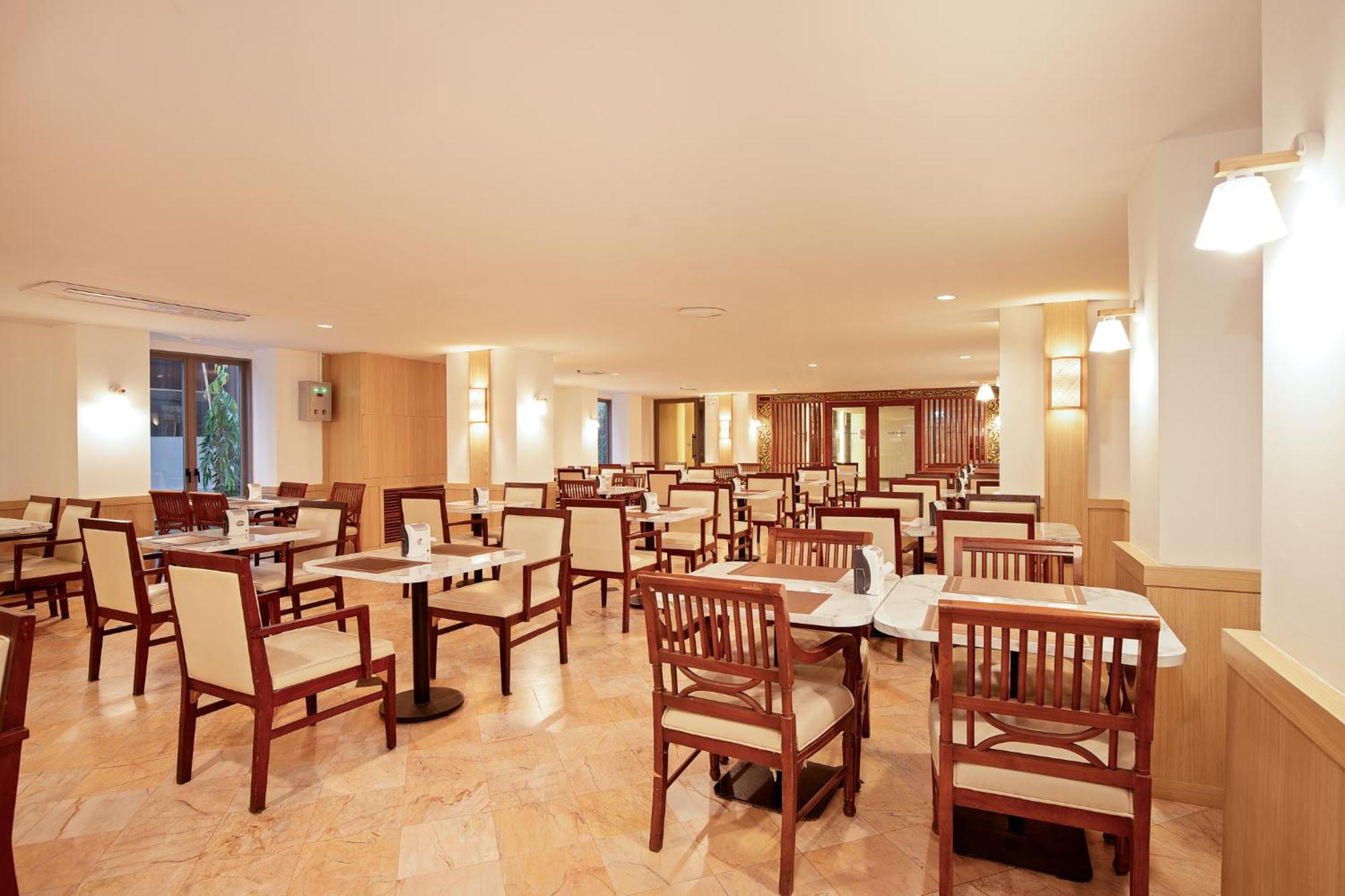 Jomtien Thani Hotel Luaran gambar